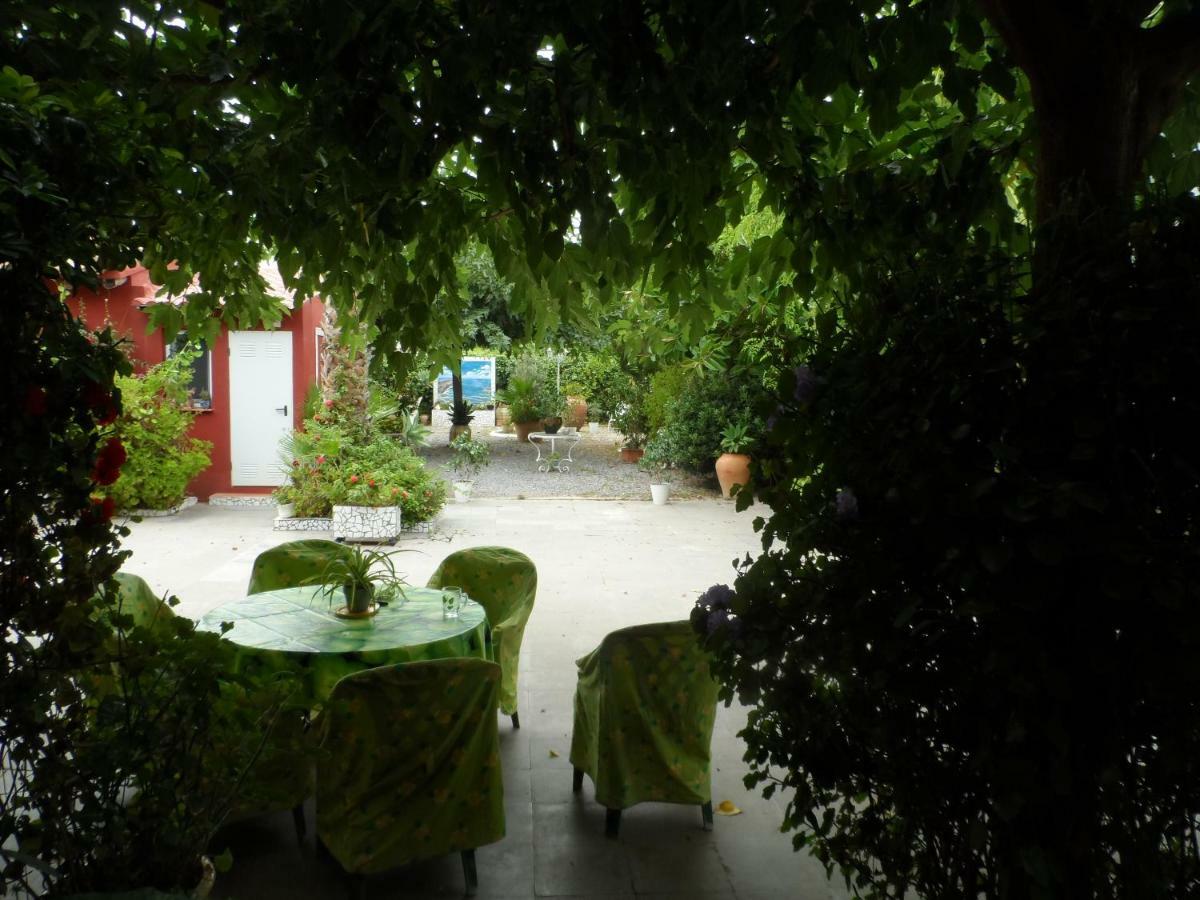 Casa Con Jardin Frente Playa De Burriana Βίλα Εξωτερικό φωτογραφία