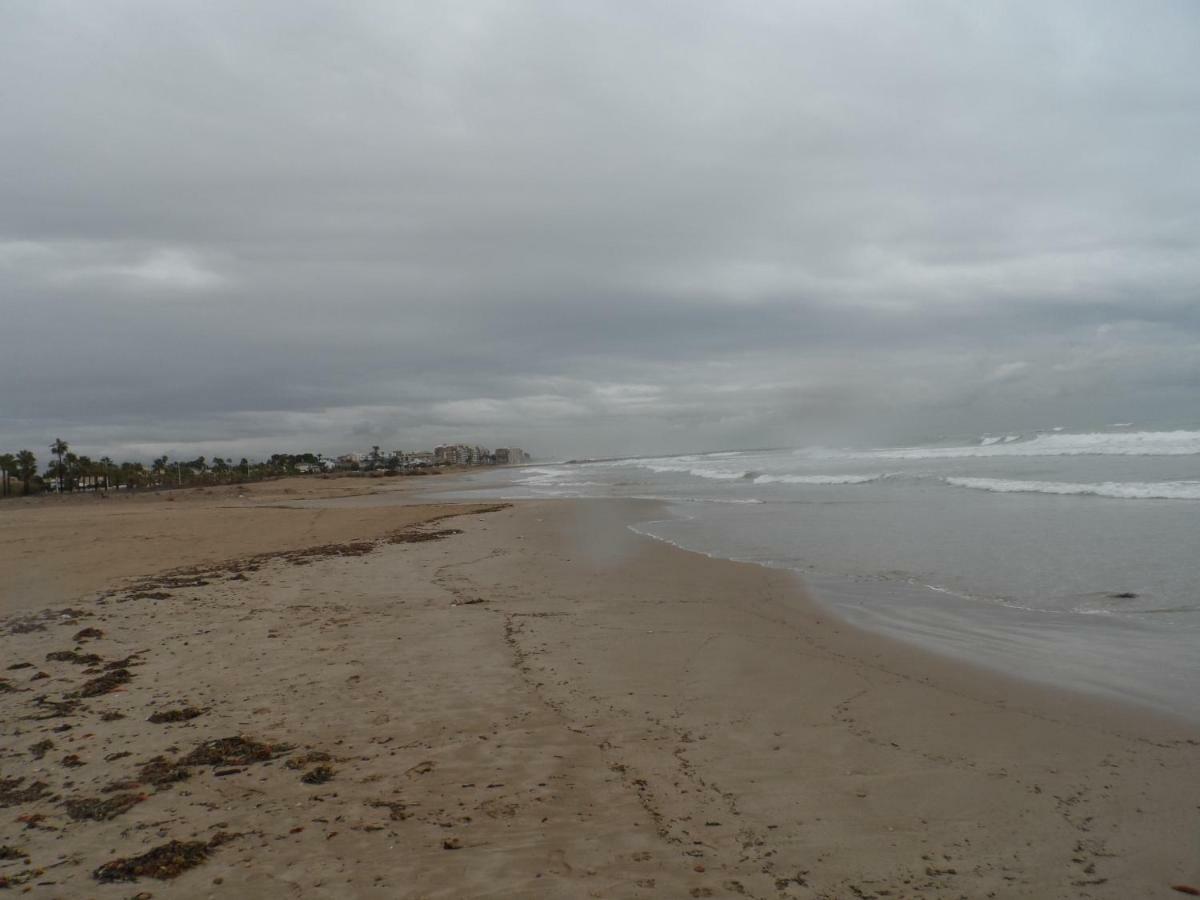 Casa Con Jardin Frente Playa De Burriana Βίλα Εξωτερικό φωτογραφία